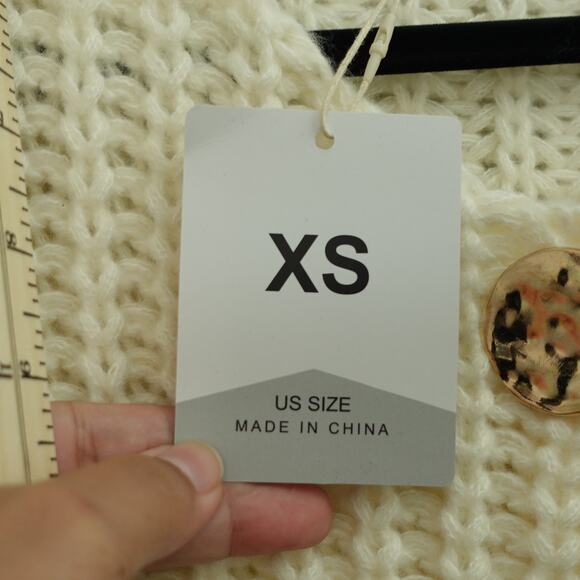 NWT Fashion Womens Open Knit Cropped Cardigan Button Pocket Front Cream Size XS - Picture 2 of 8